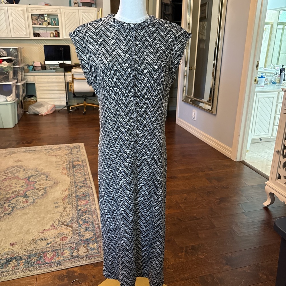 Black & White Chevron Midi Dress